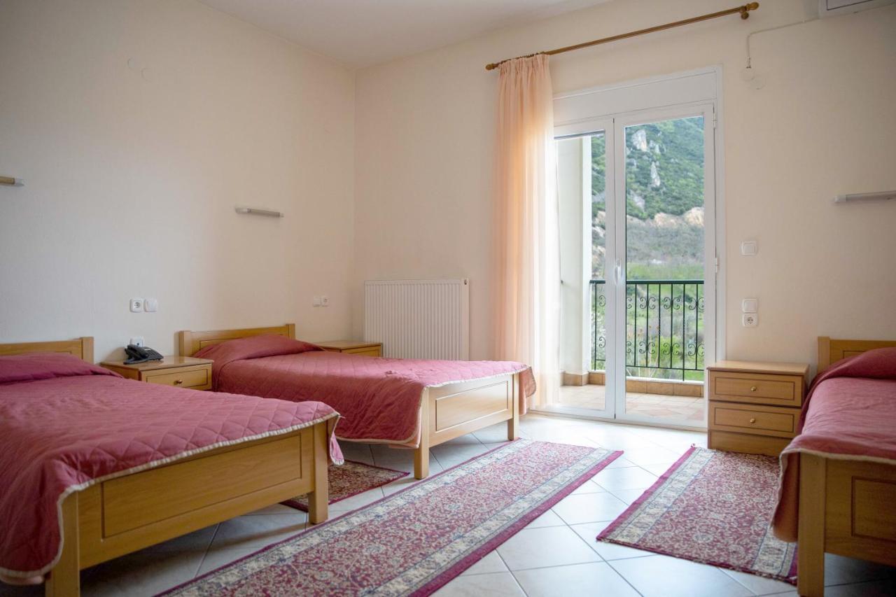 Hotel Kastro Sérvia エクステリア 写真