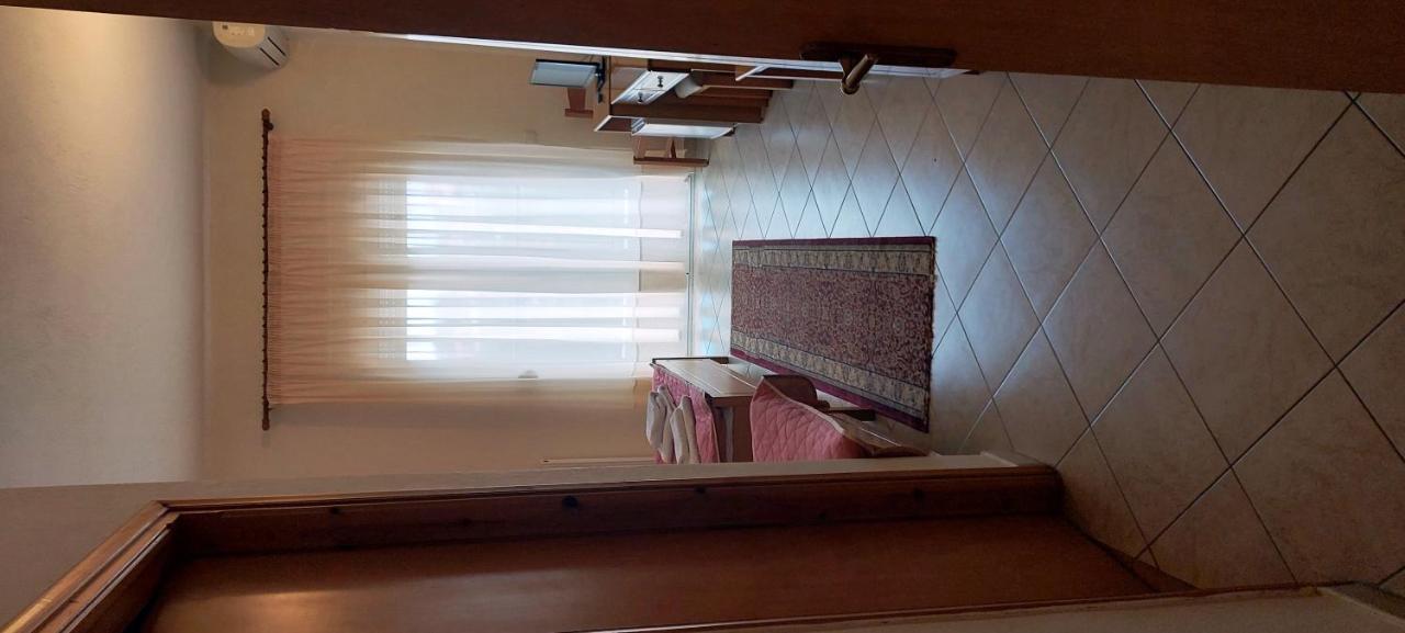 Hotel Kastro Sérvia エクステリア 写真